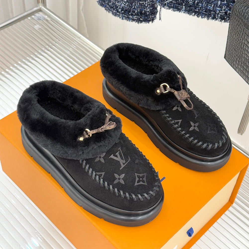 LV Ski Cortina Closed Mule