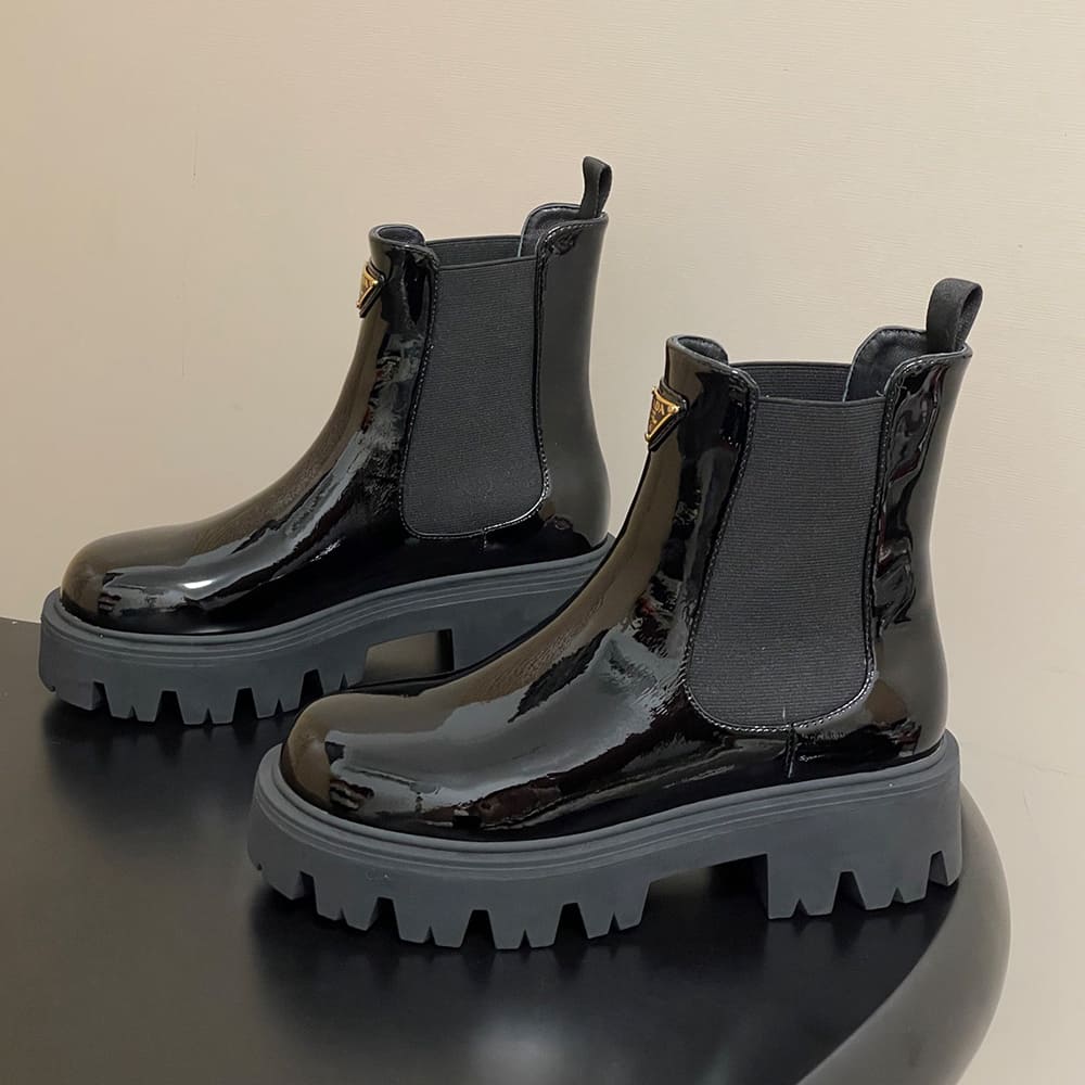 Pra*a Brushed leather booties