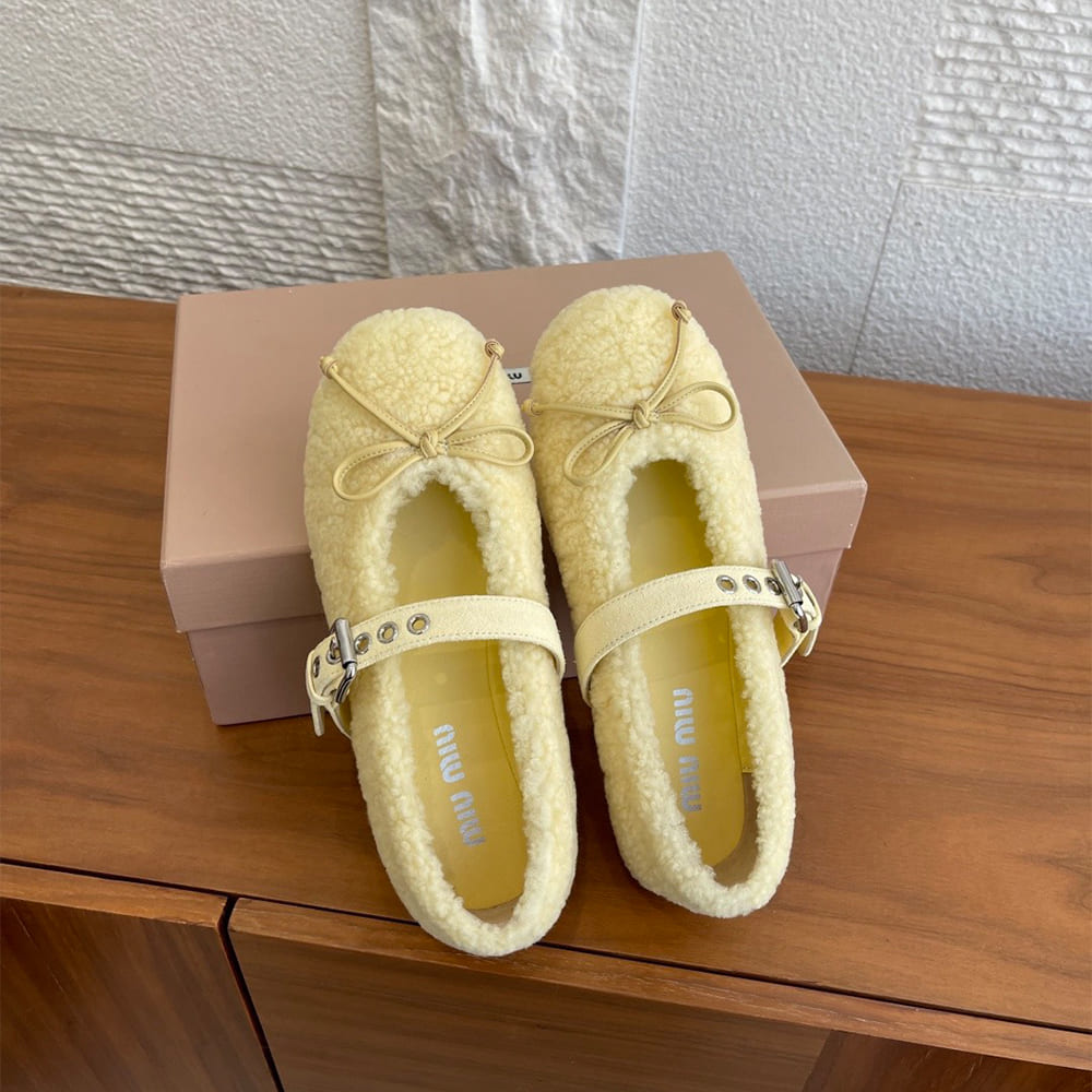 M1um1u Shearling ballerinas