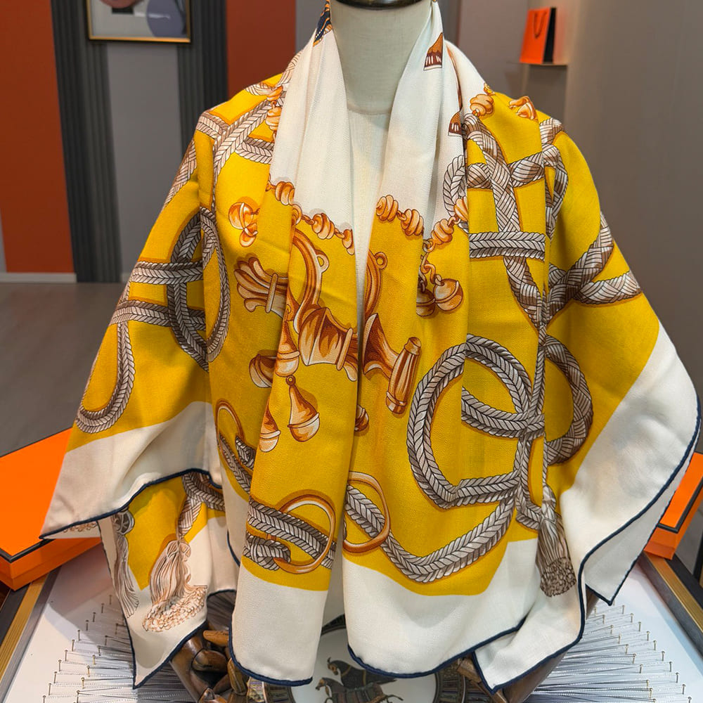 H**me5 Palefroi shawl 140
