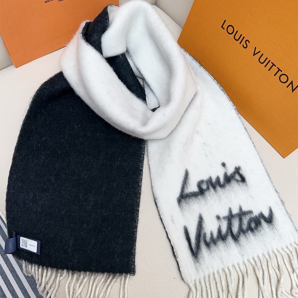 LV Fluffygram Scarf