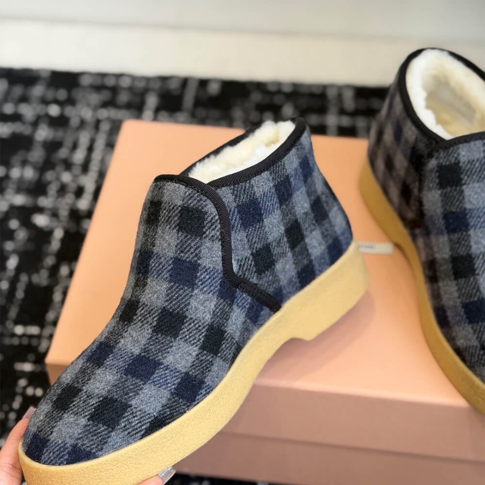 M1um1u Wool and shearling slip-on booties