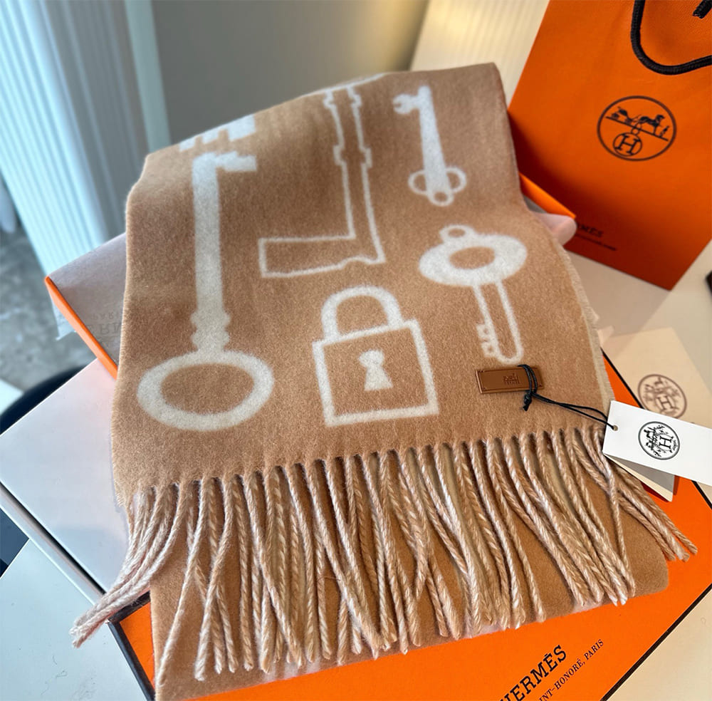 H**me5 Casaque Porte-Clefs Scarf