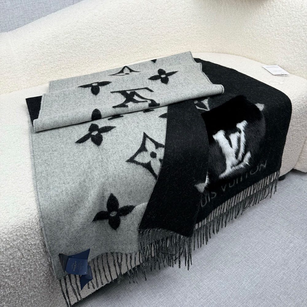 LV Cold Reykjavik Scarf