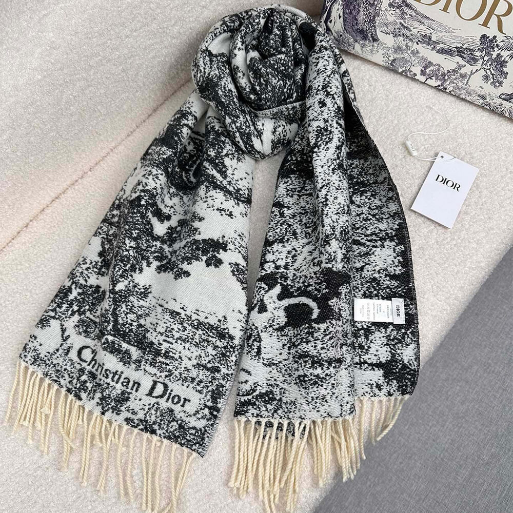 D10r Toile de Jouy Sauvage Scarf