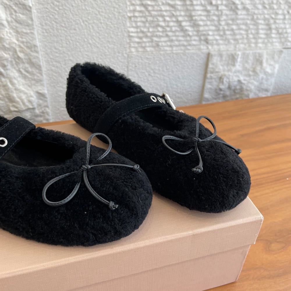 M1um1u Shearling ballerinas
