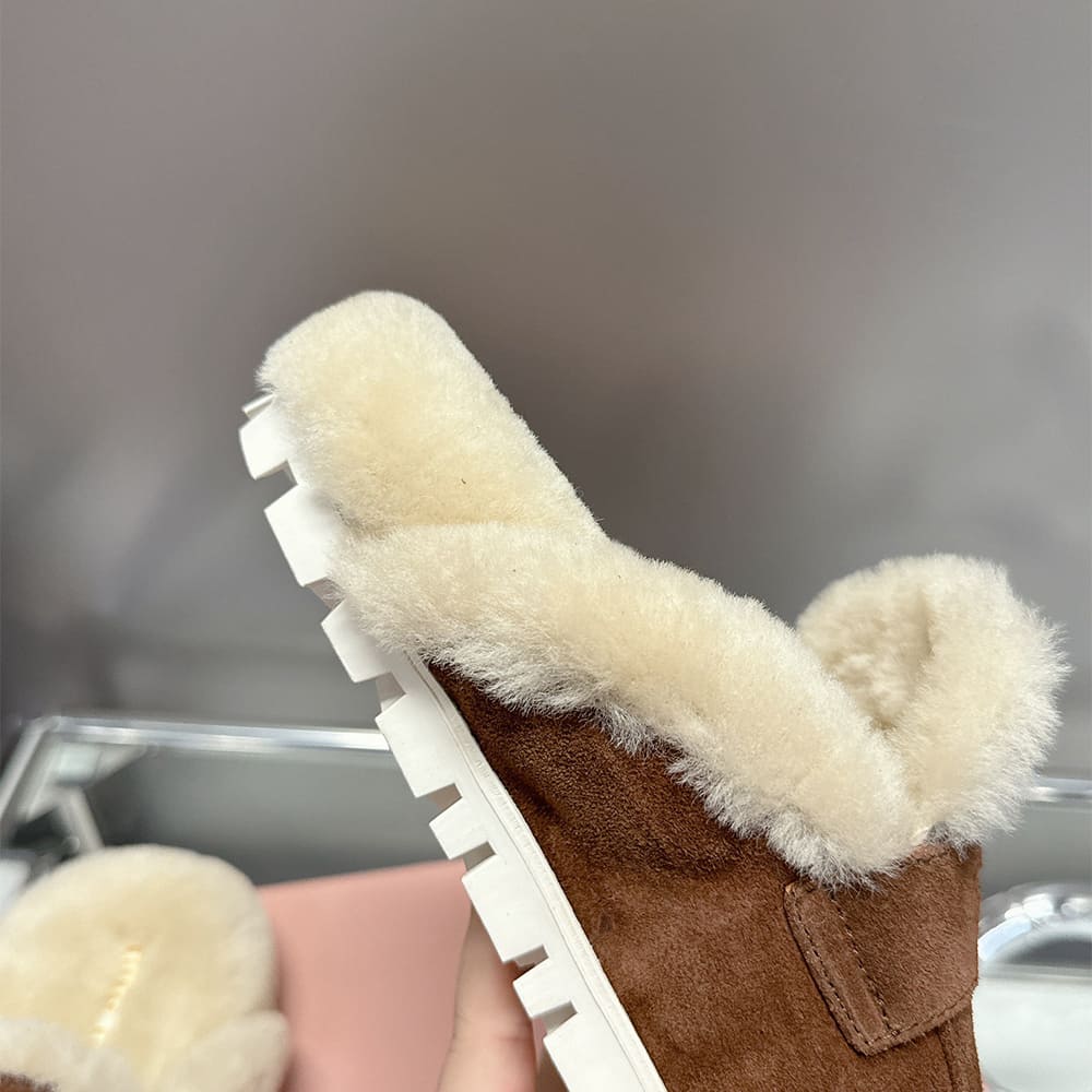 M1um1u Suede mules