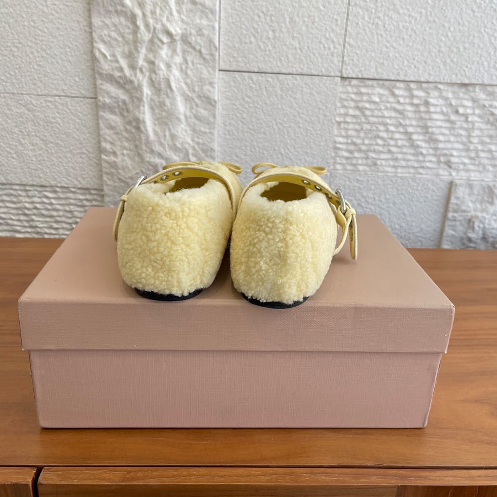 M1um1u Shearling ballerinas