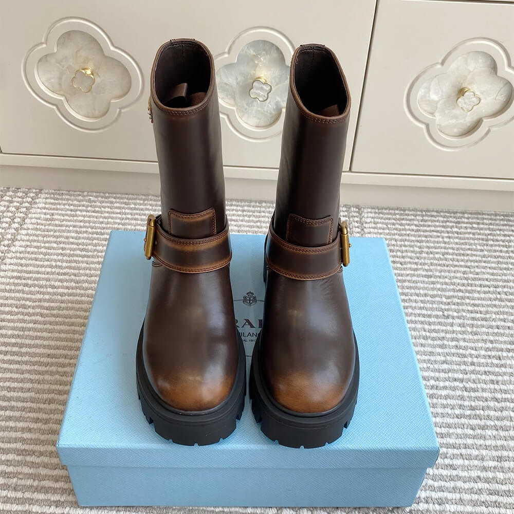 Pra*a Leather booties