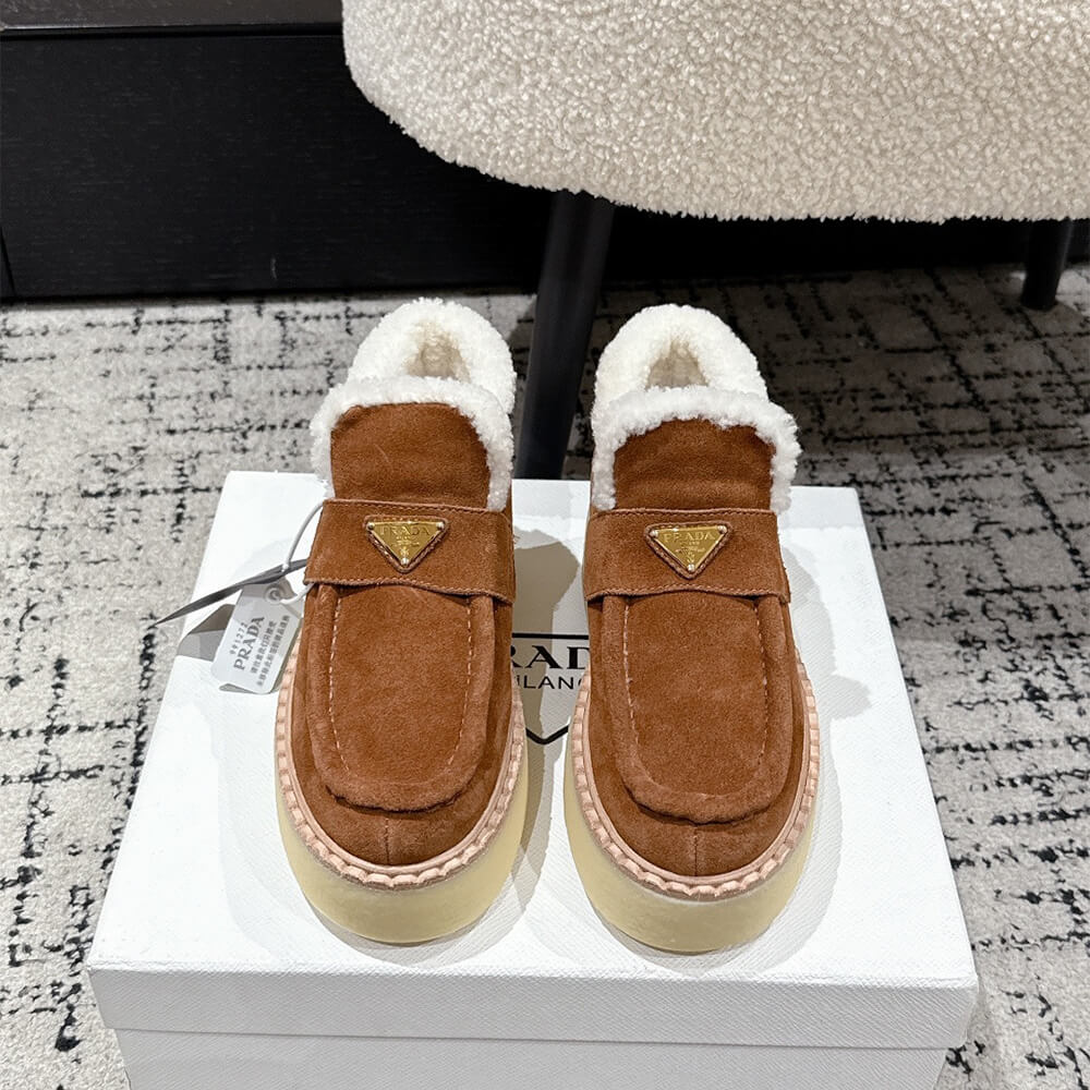 Pra*a Suede loafers