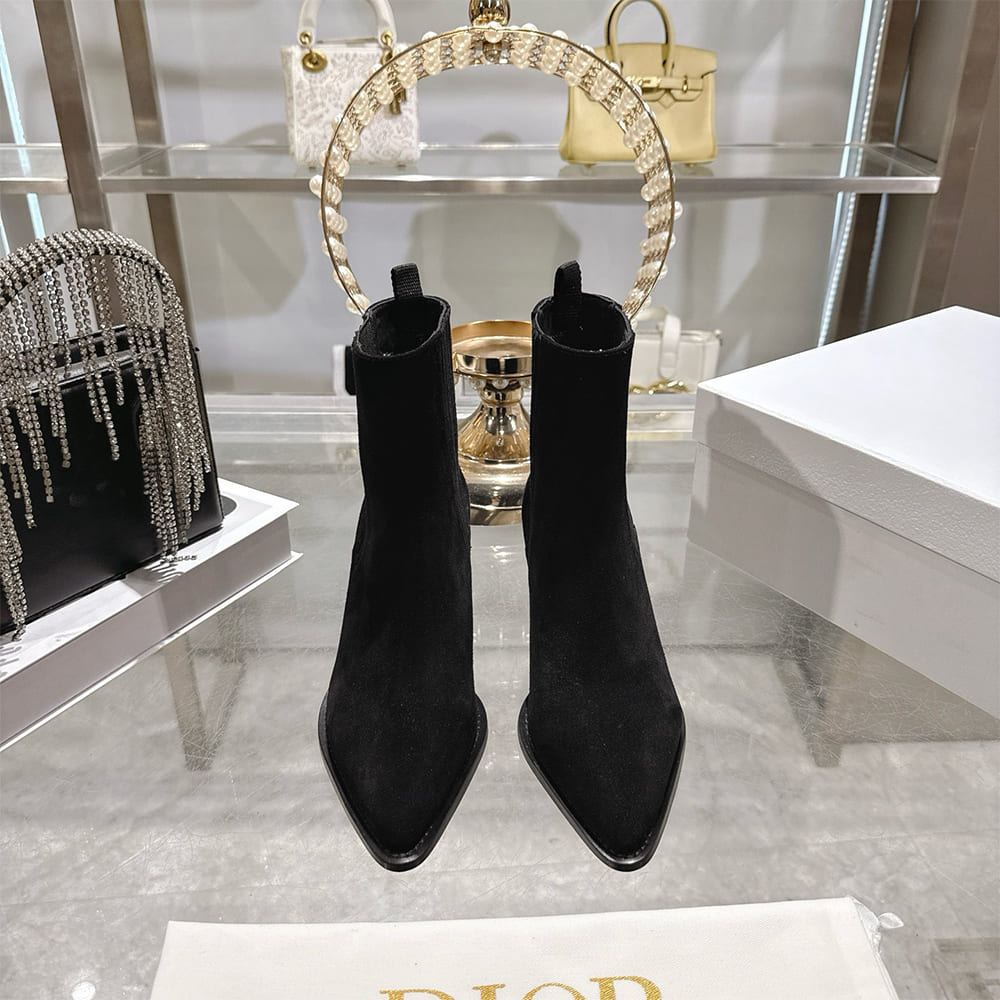 D10r Wild Heeled Ankle Boot