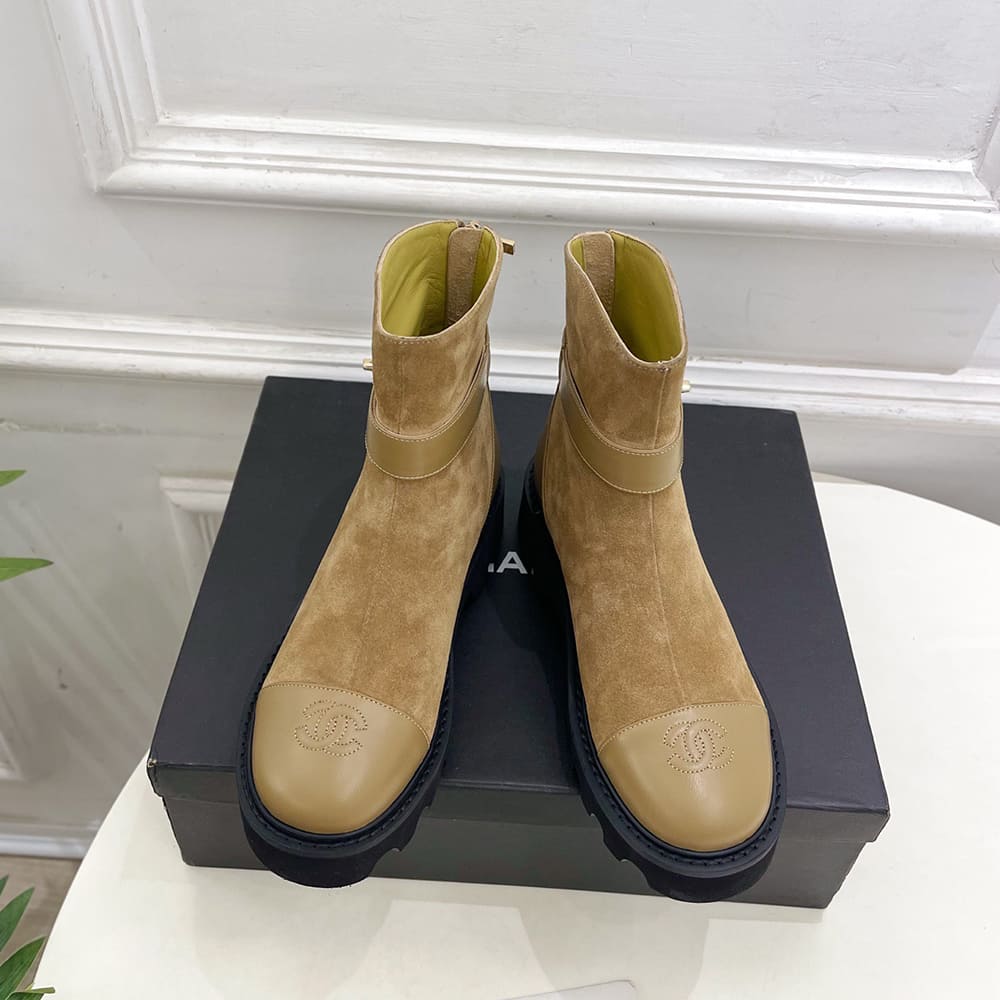 Ch**el Boots