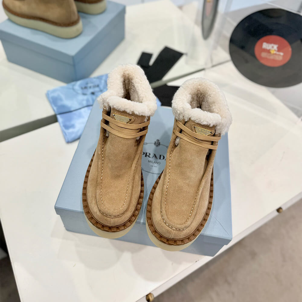 Pra*a Suede leather polo boots