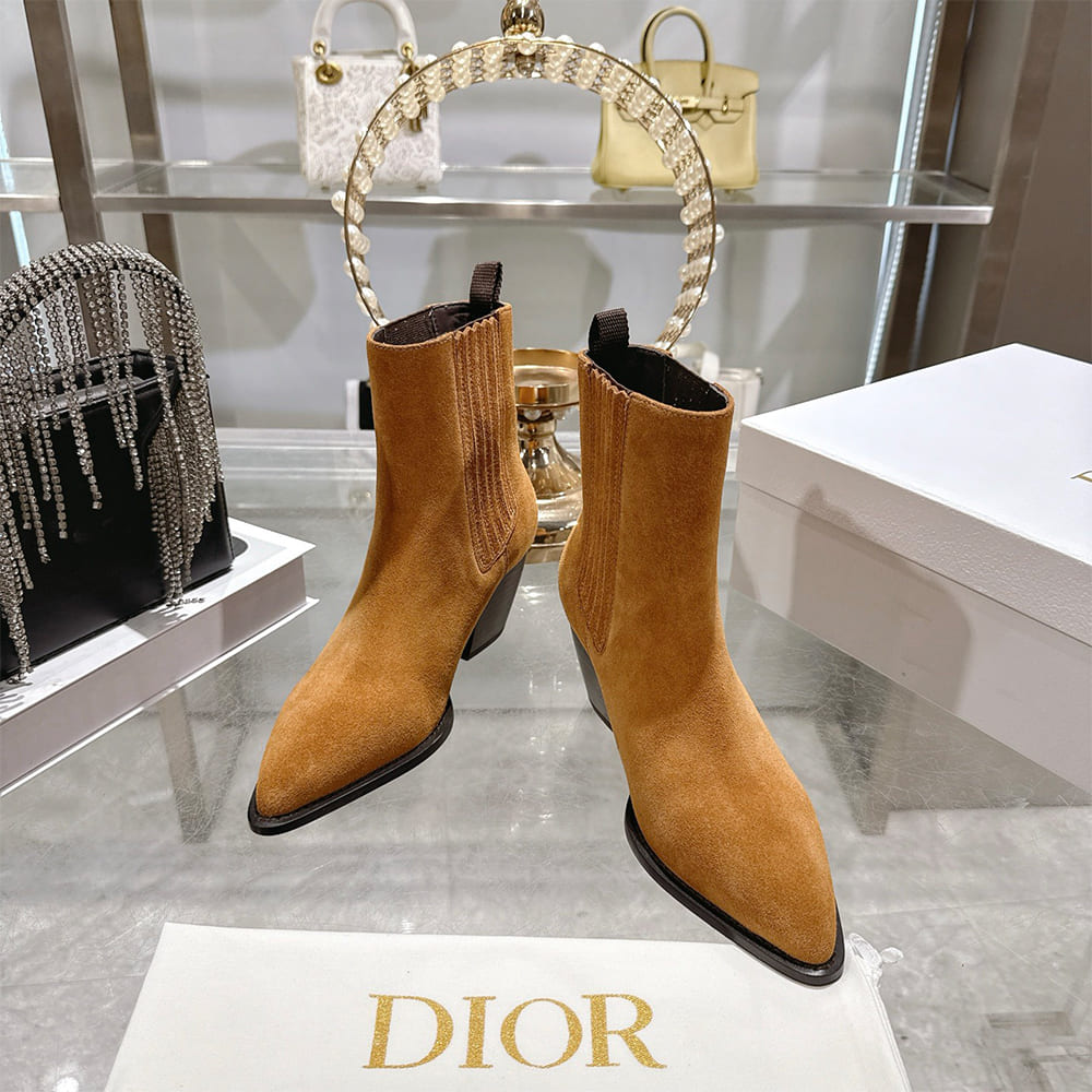 D10r Wild Heeled Ankle Boot