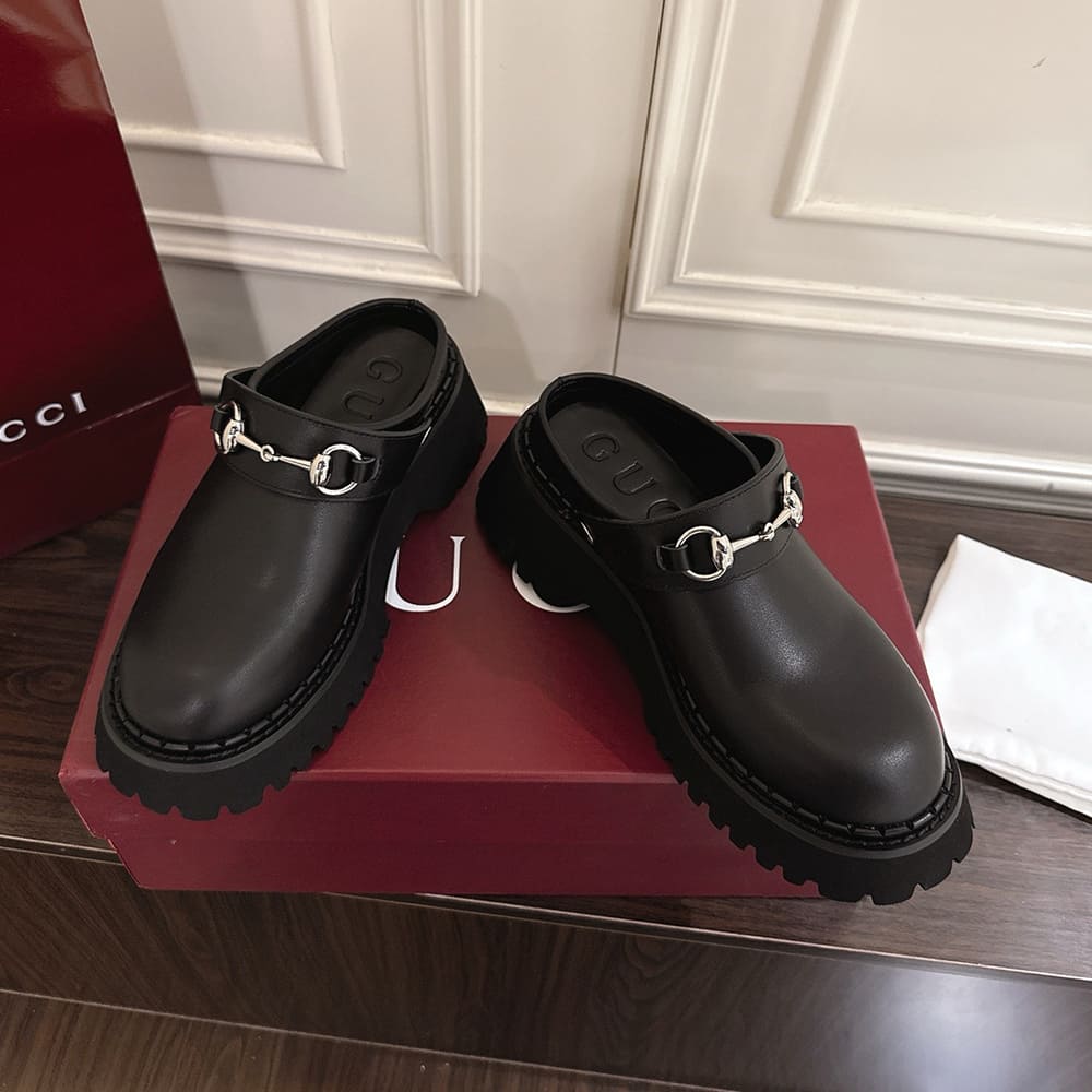 Gvc*1 Women’s mule with Horsebit