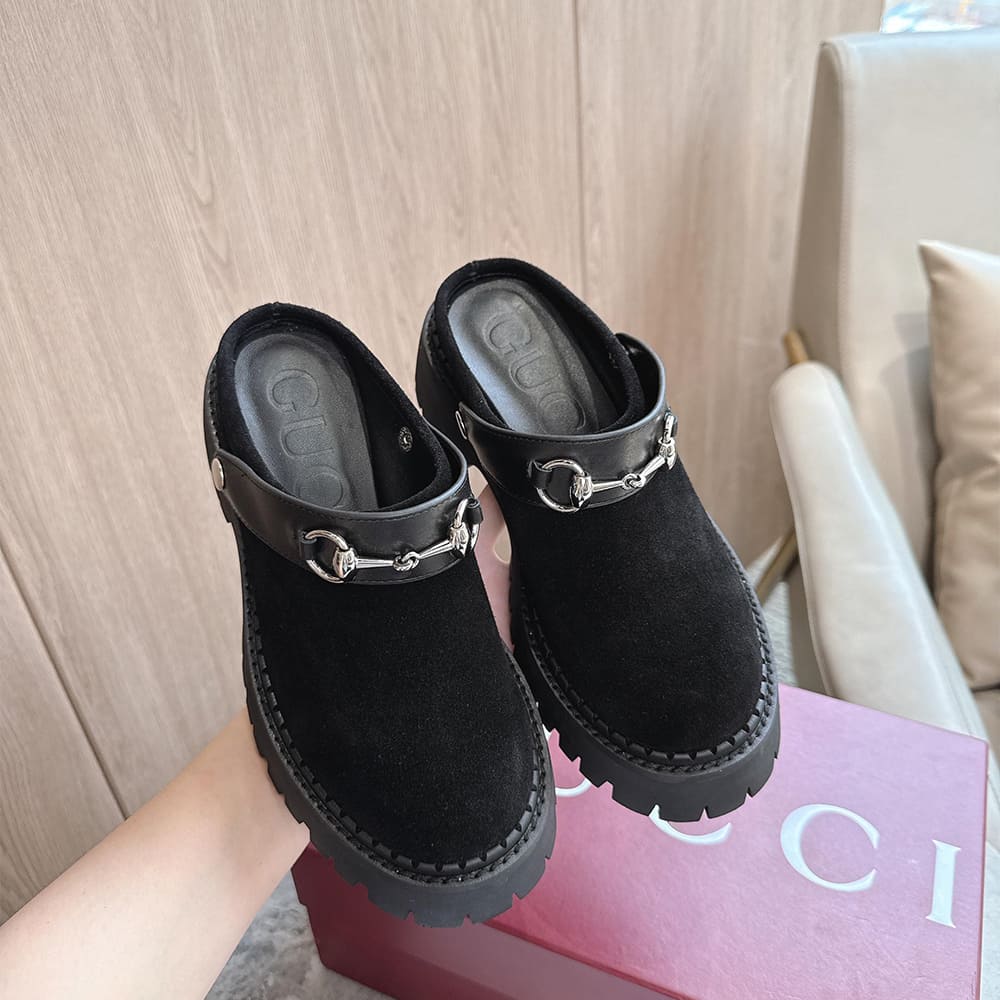 Gvc*1 Women’s mule with Horsebit
