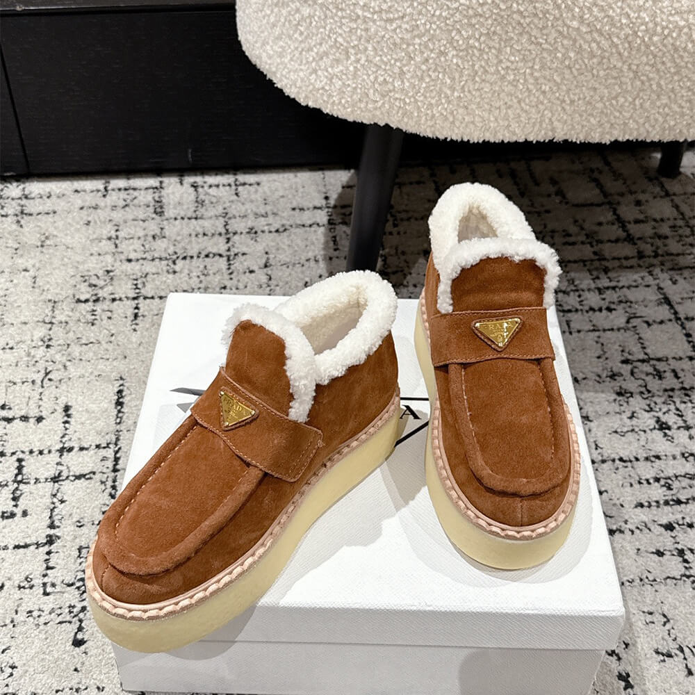 Pra*a Suede loafers