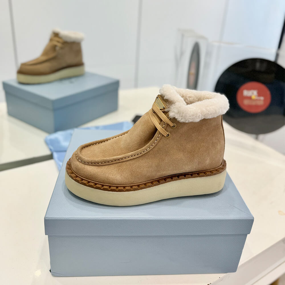 Pra*a Suede leather polo boots