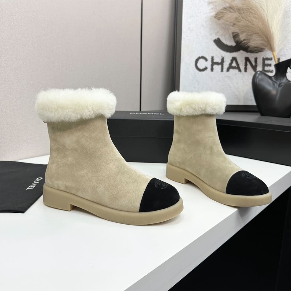 Ch**el Boots