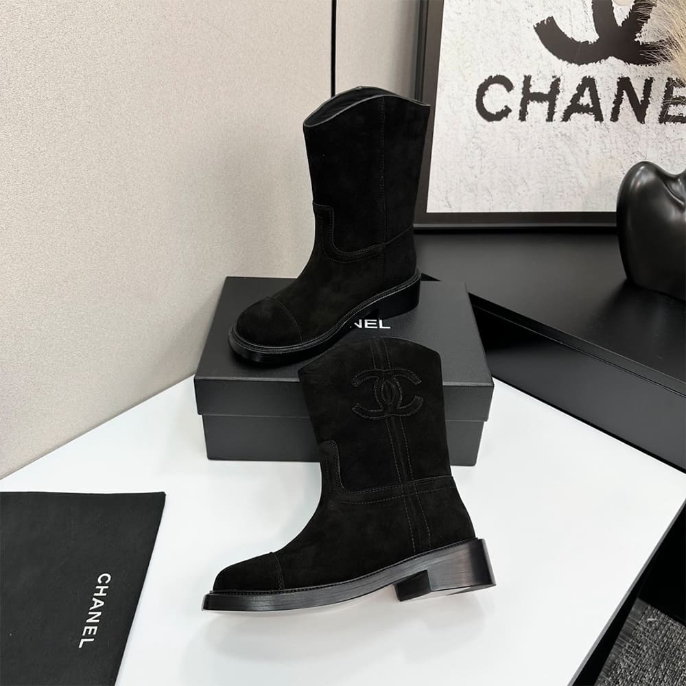 Ch**el Boots