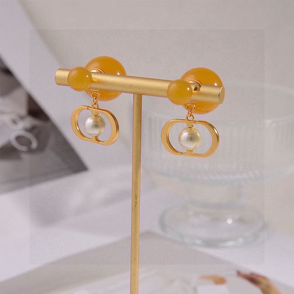 D10r Earrings