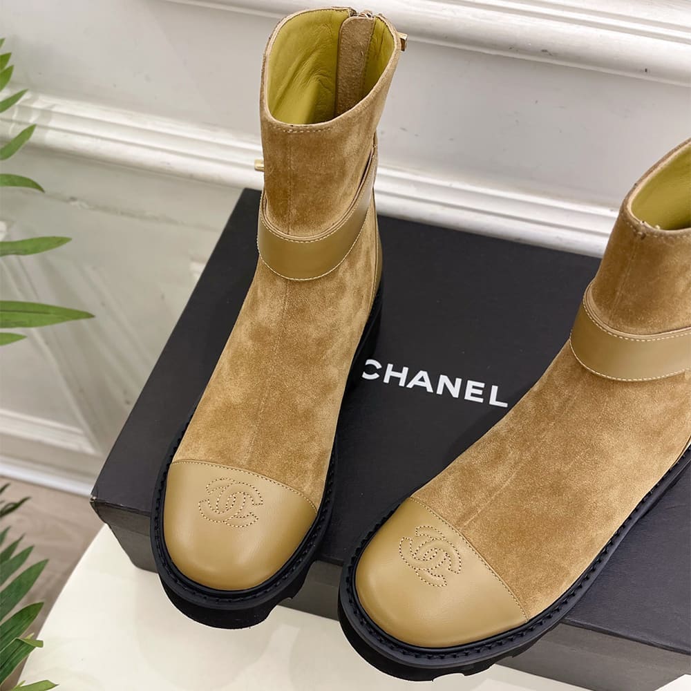Ch**el Boots