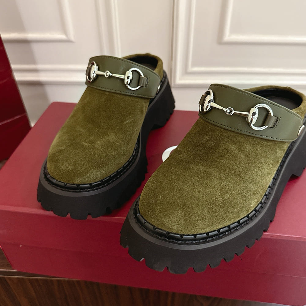 Gvc*1 Women’s mule with Horsebit