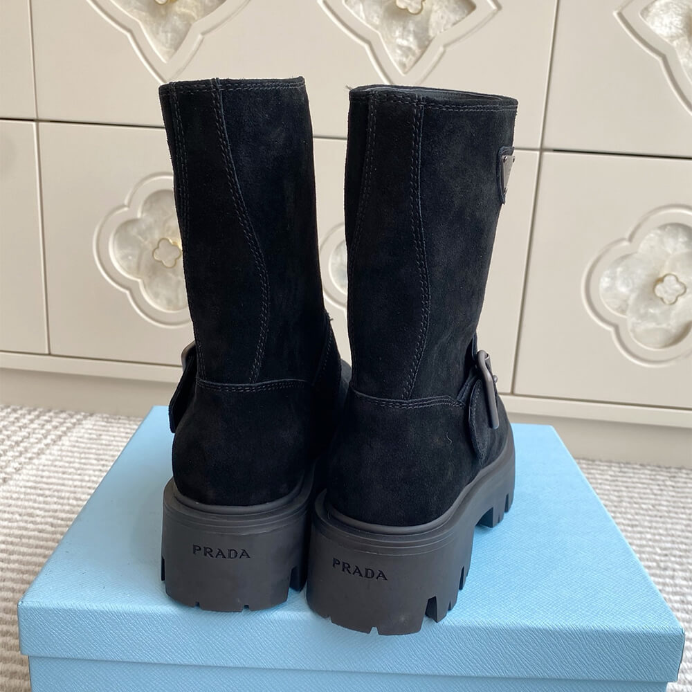 Pra*a Leather booties