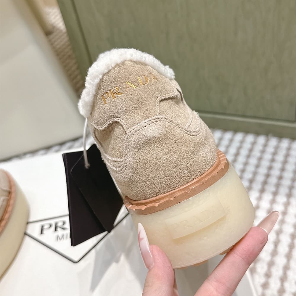 Pra*a Suede mid-top sneakers