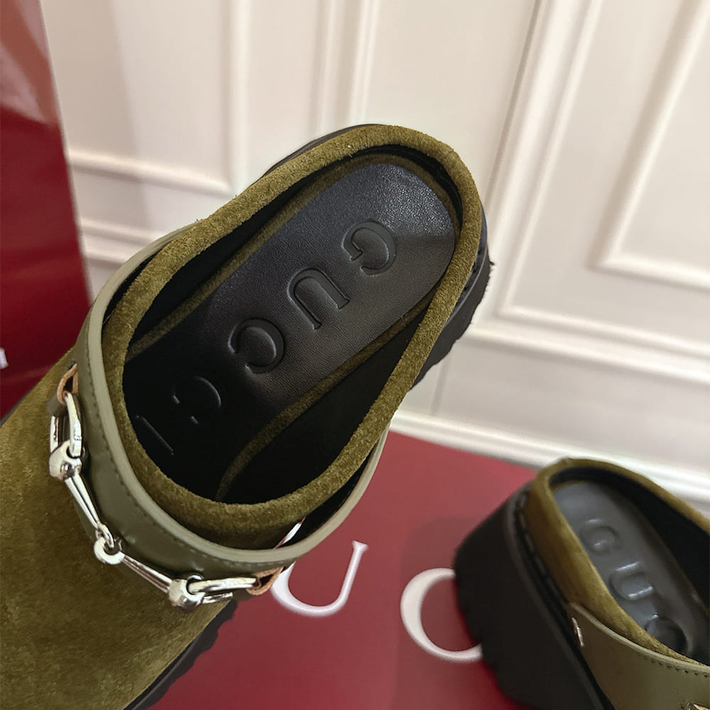 Gvc*1 Women’s mule with Horsebit