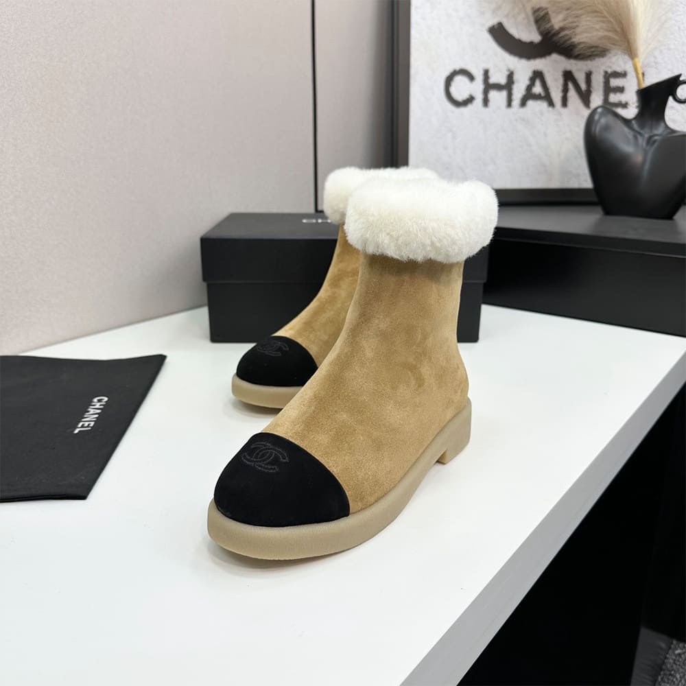 Ch**el Boots