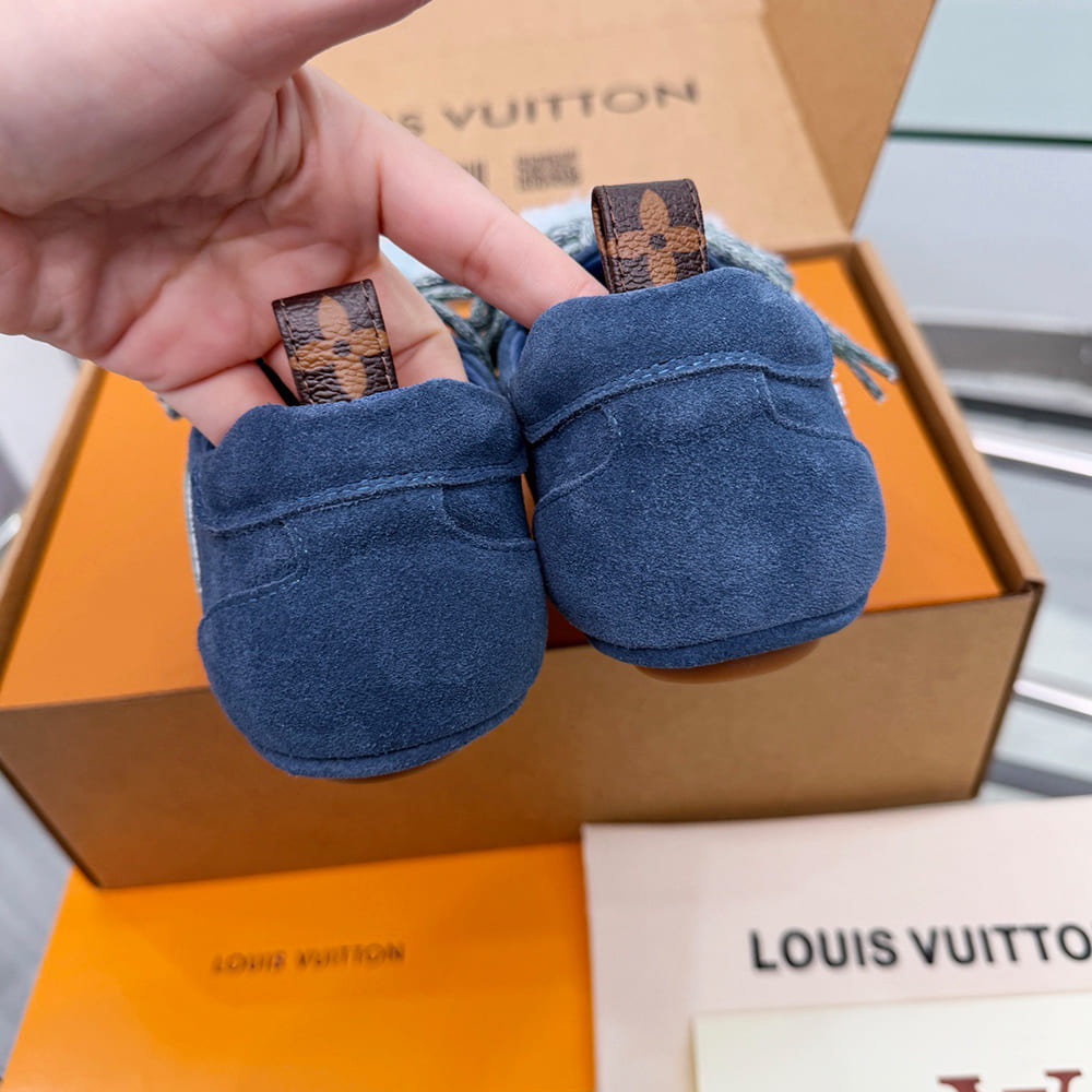LV Sneakerina