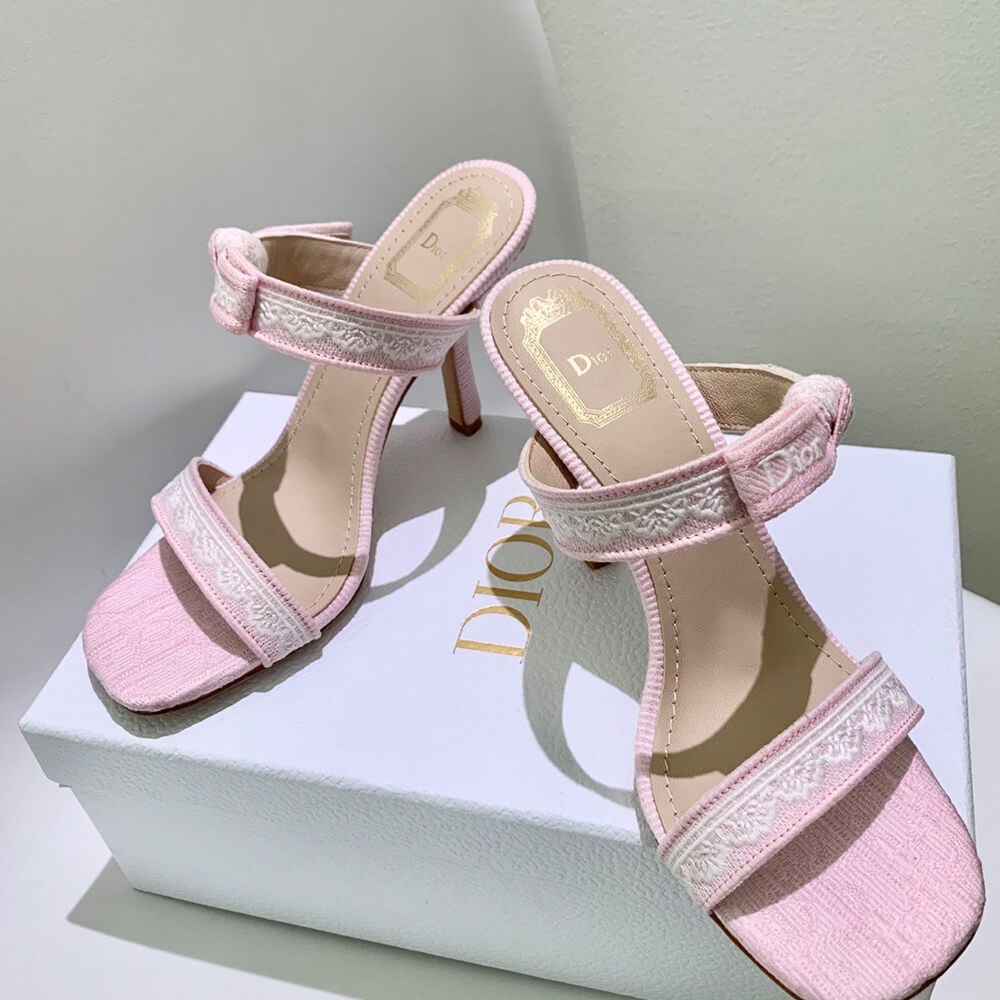 D10r heeled sandal