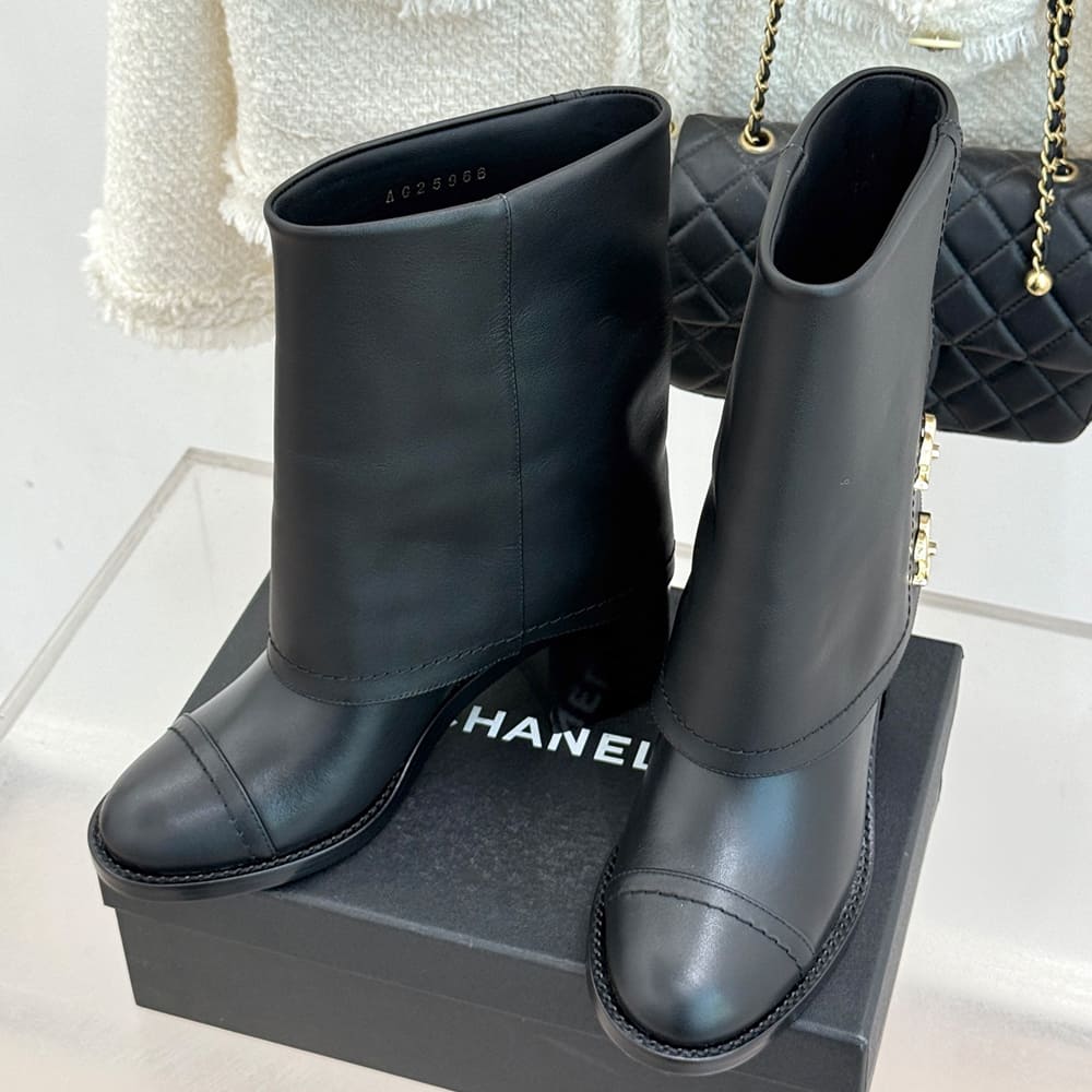 Ch**el Boots