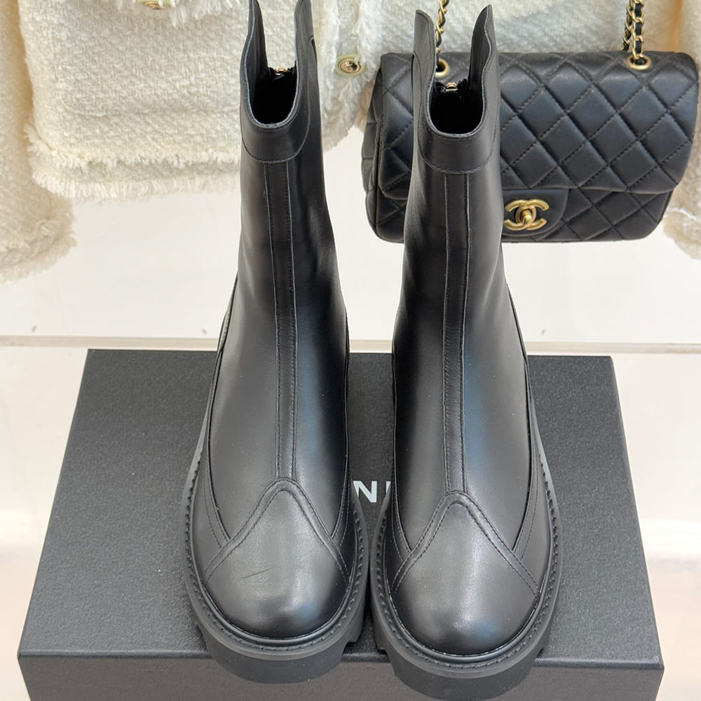 Ch**el Boots