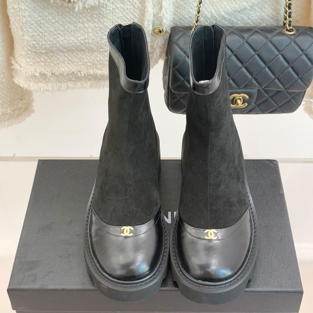Ch**el Boots