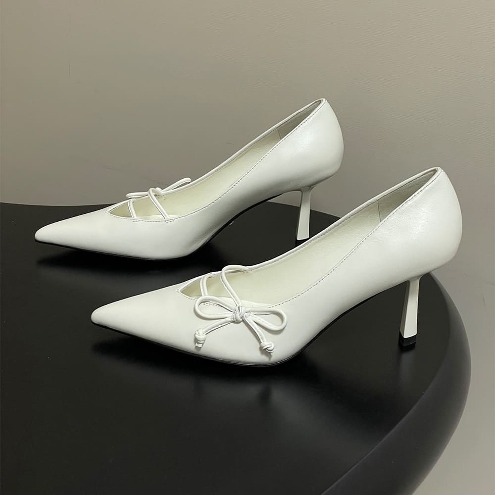 Pra*a leather pumps