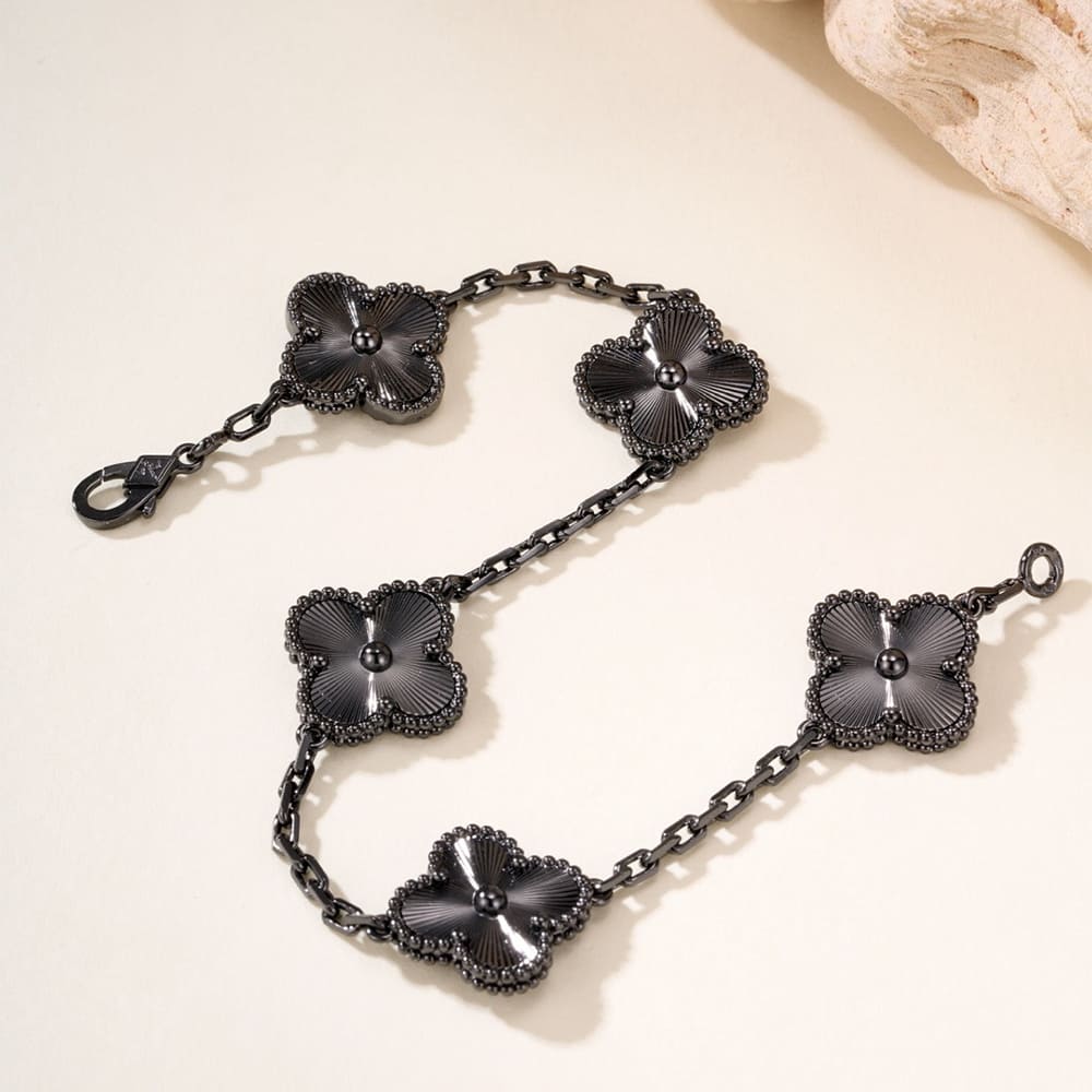 VCA Vintage Alhambra bracelet