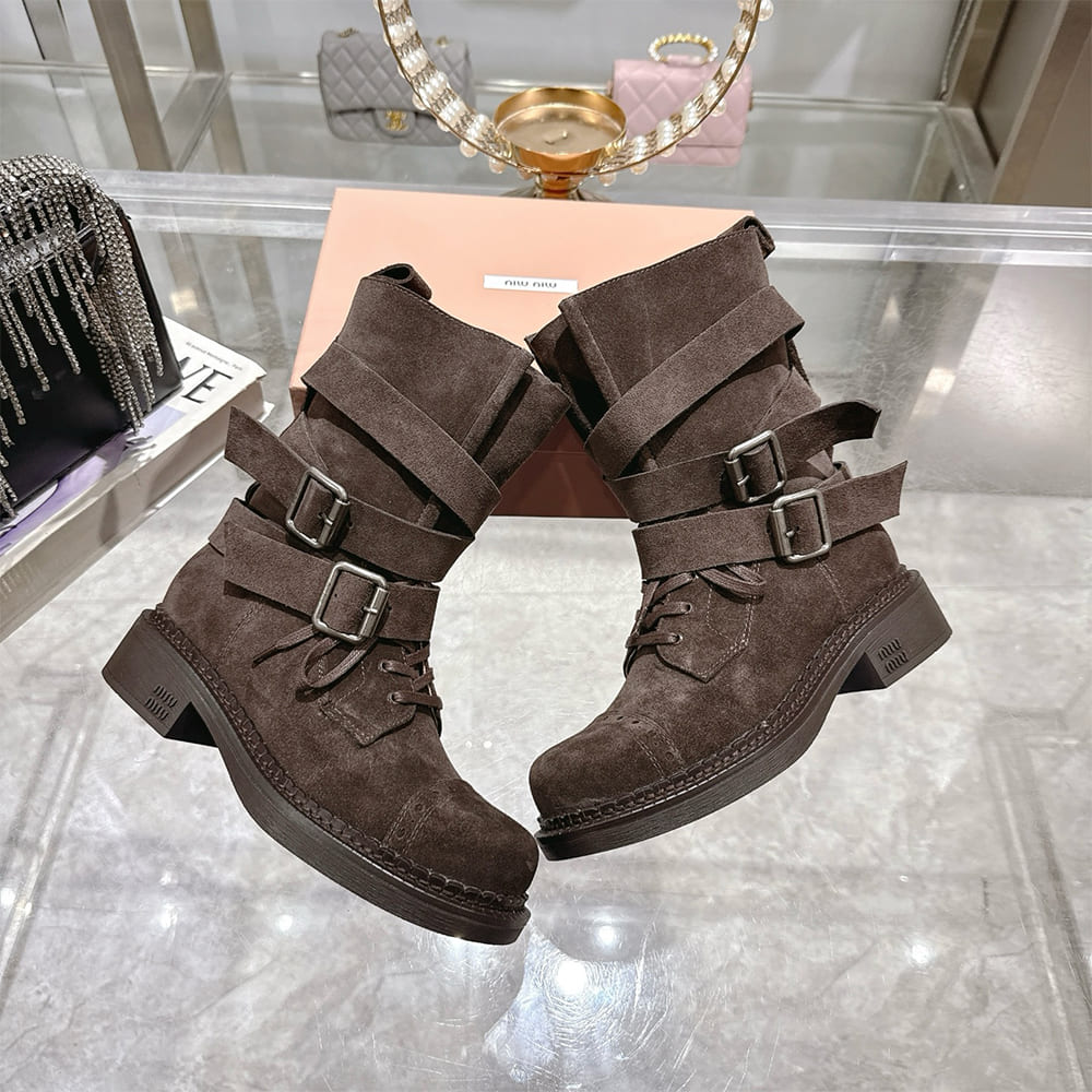 M1um1u Boots