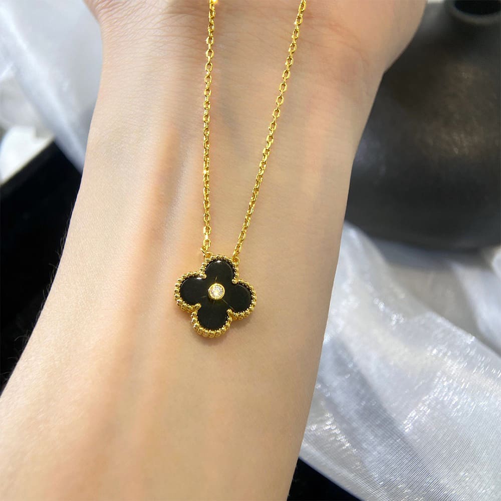 VCA necklace