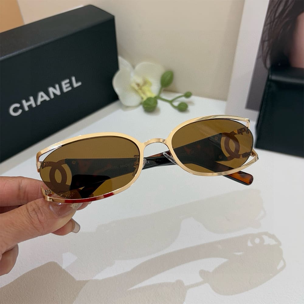 Ch**el SUNGLASSES