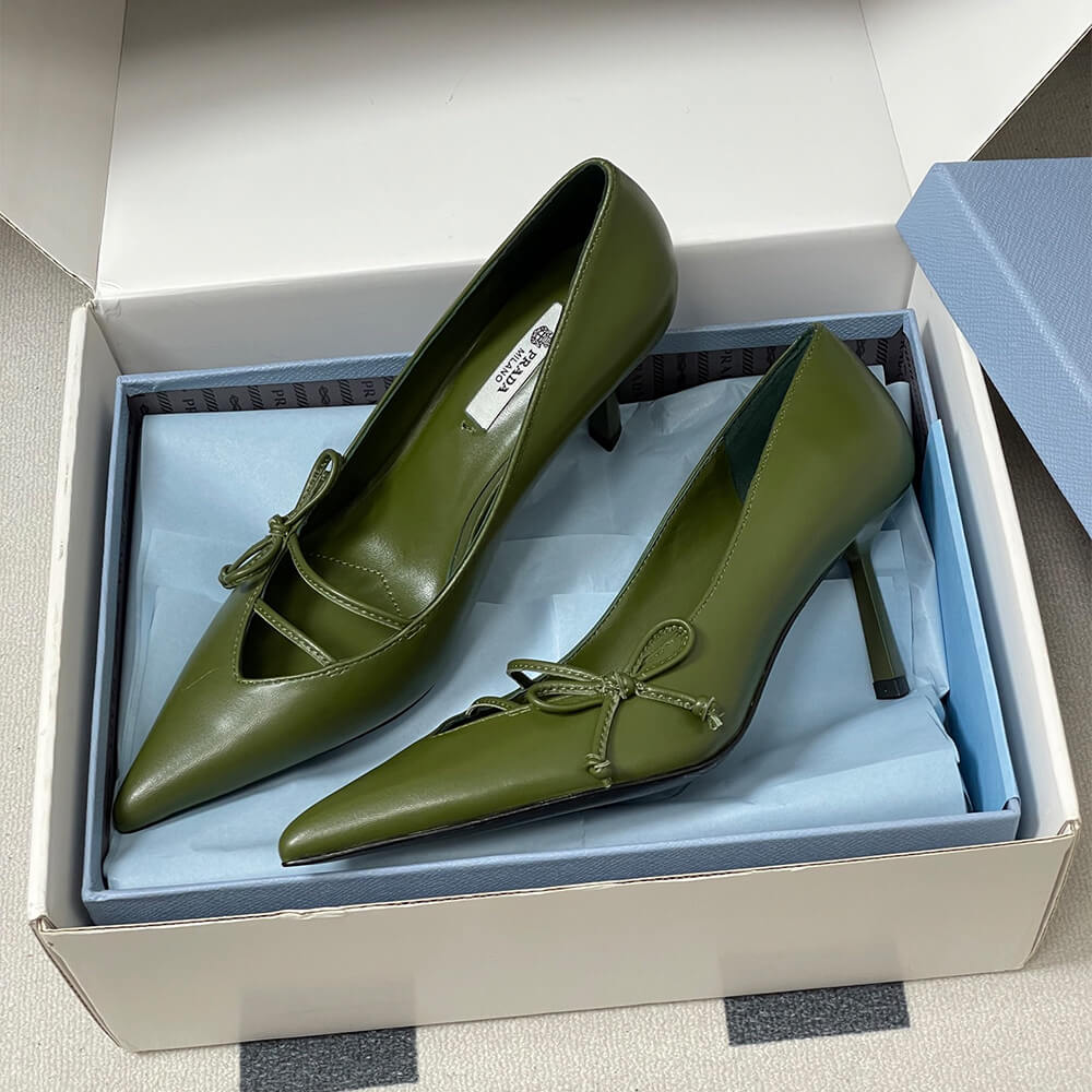 Pra*a leather pumps
