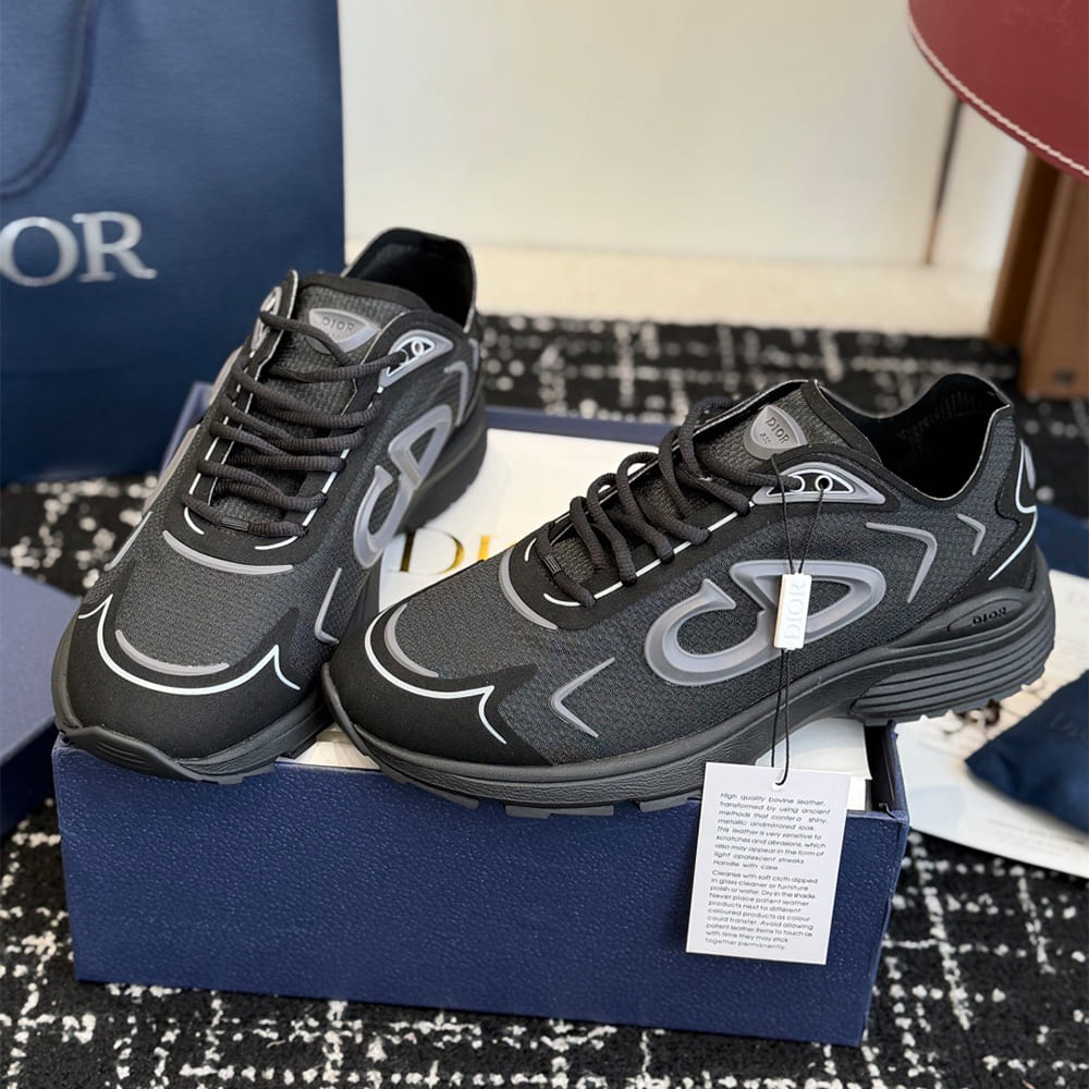 D10r B30 Countdown Tech Sneaker