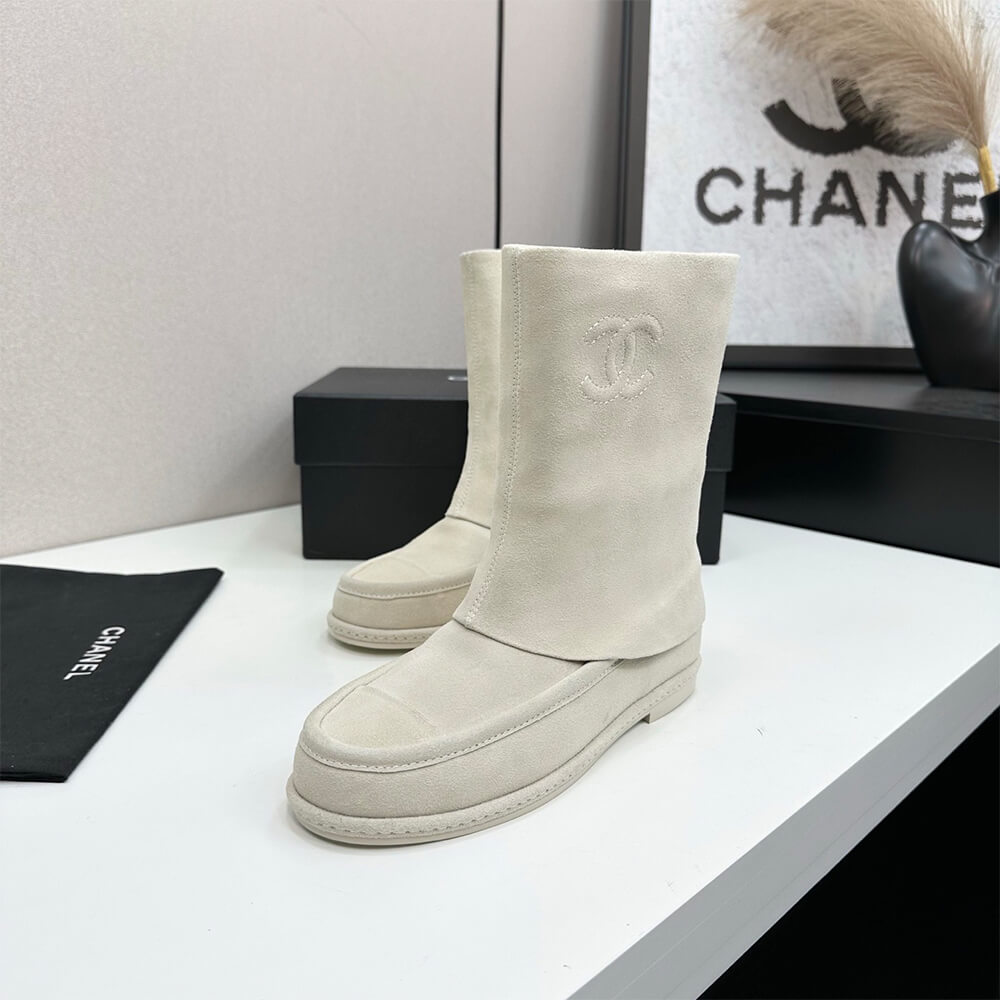 Ch**el Boots
