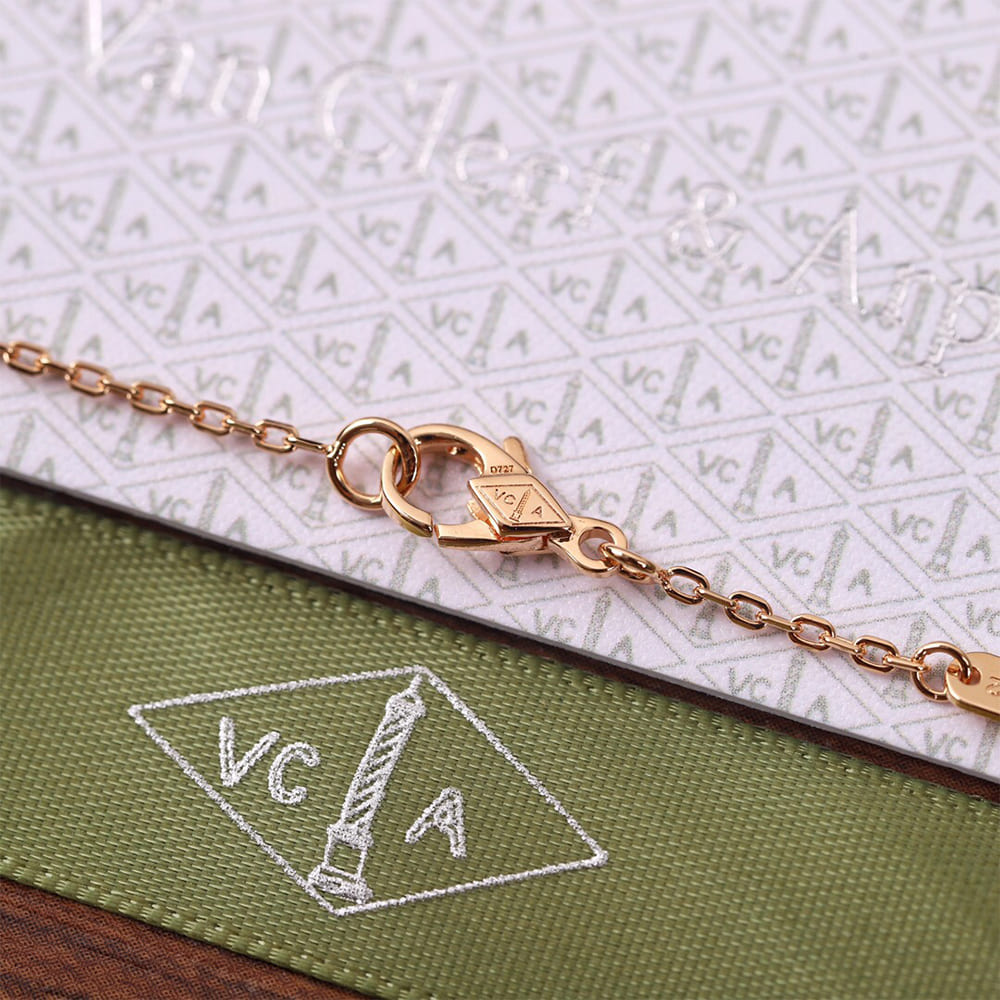 VCA necklace