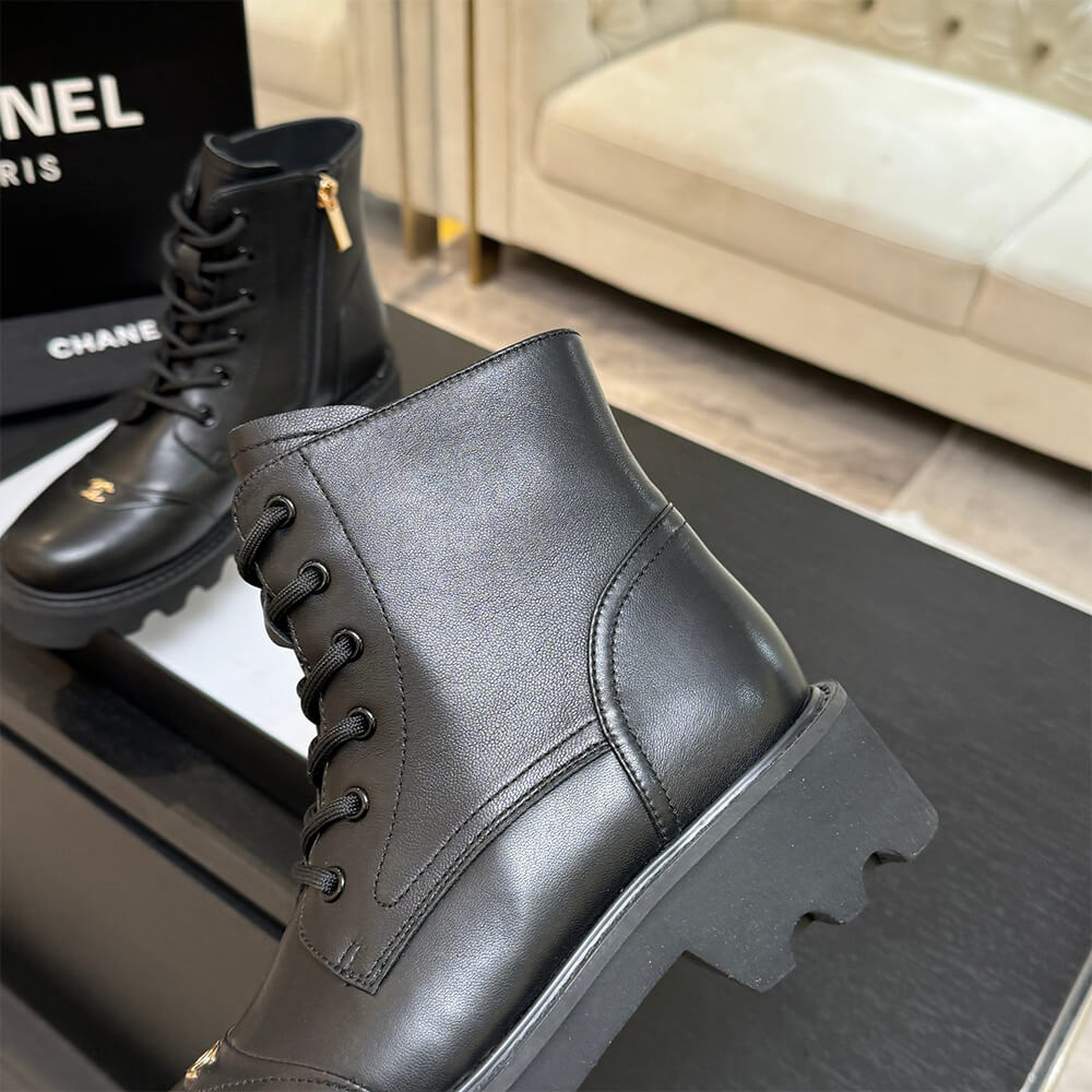 Ch**el Boots