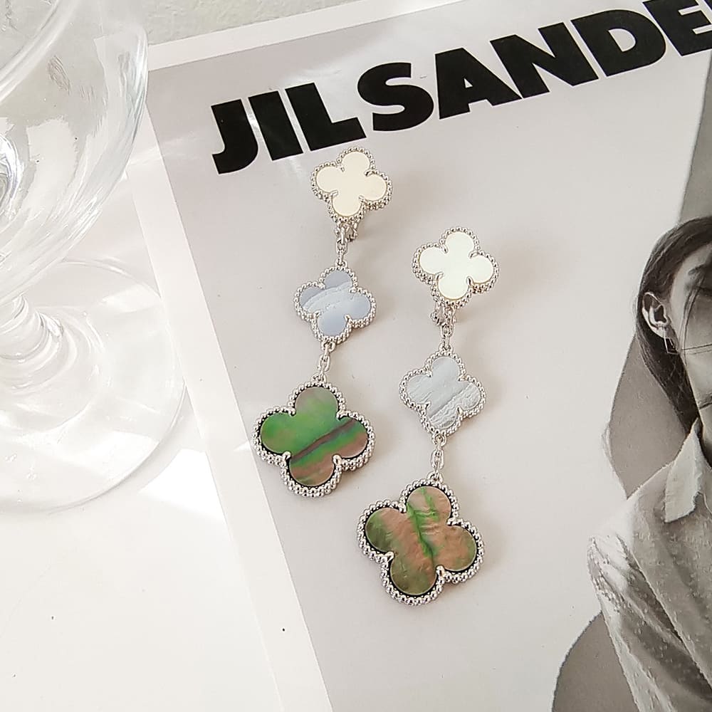 VCA Magic Alhambra Earrings