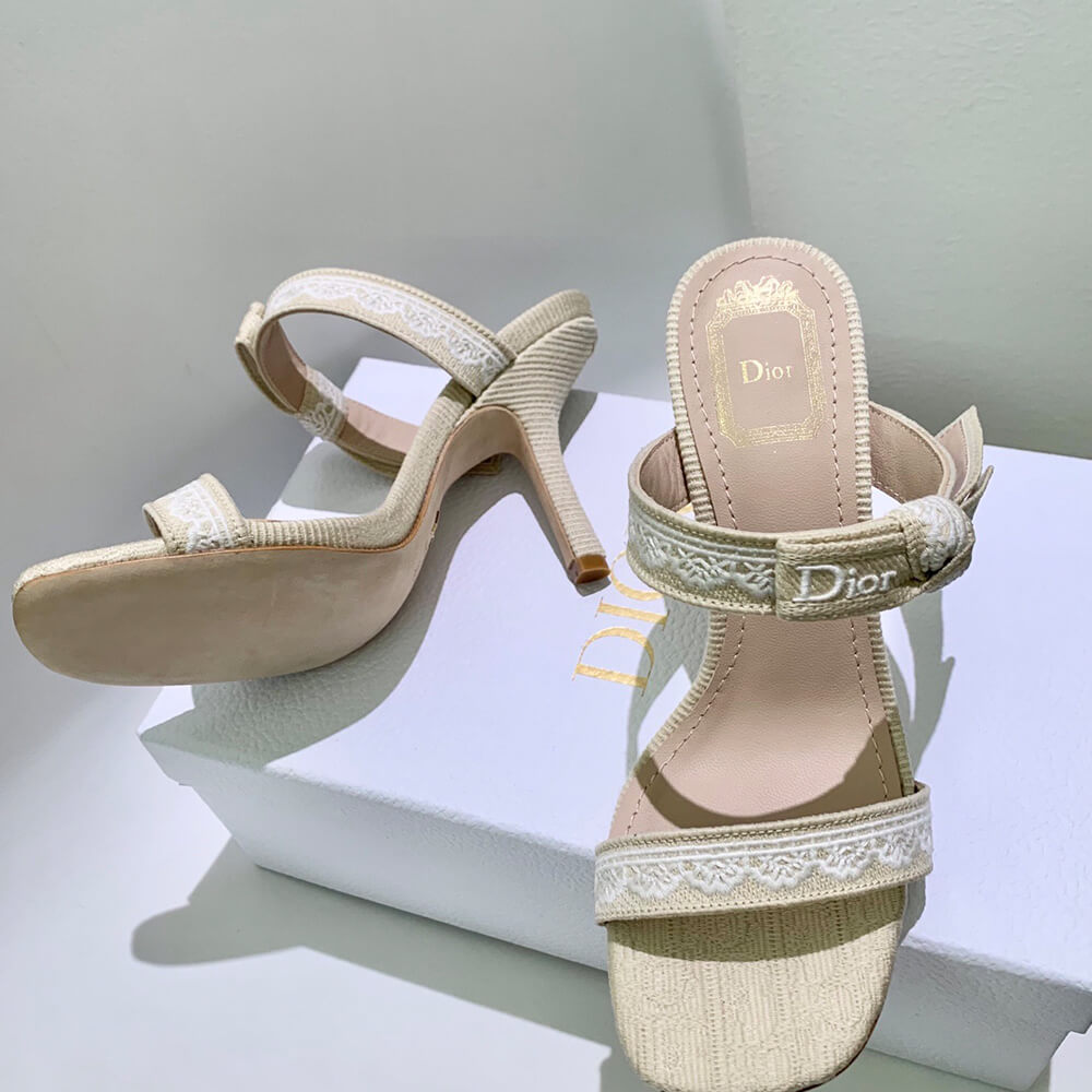 D10r heeled sandal