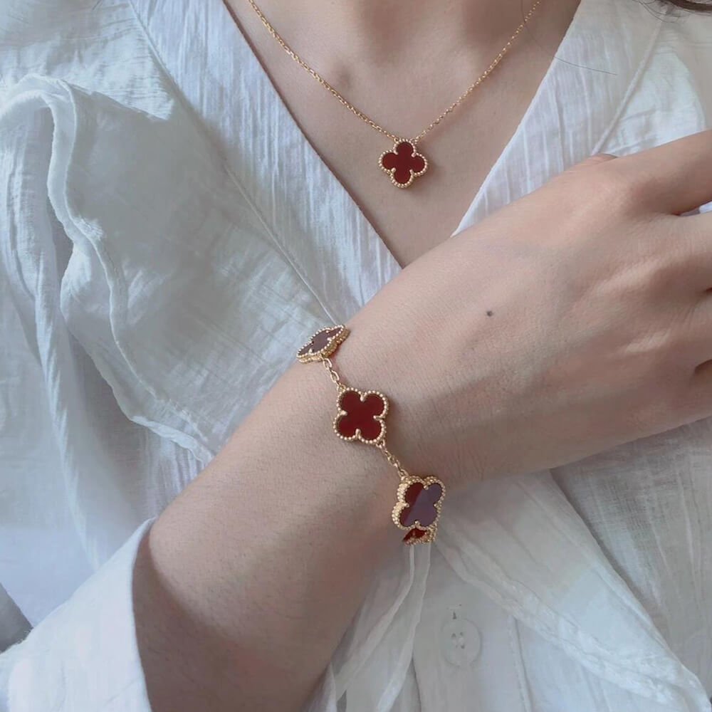 VCA Vintage Alhambra bracelet