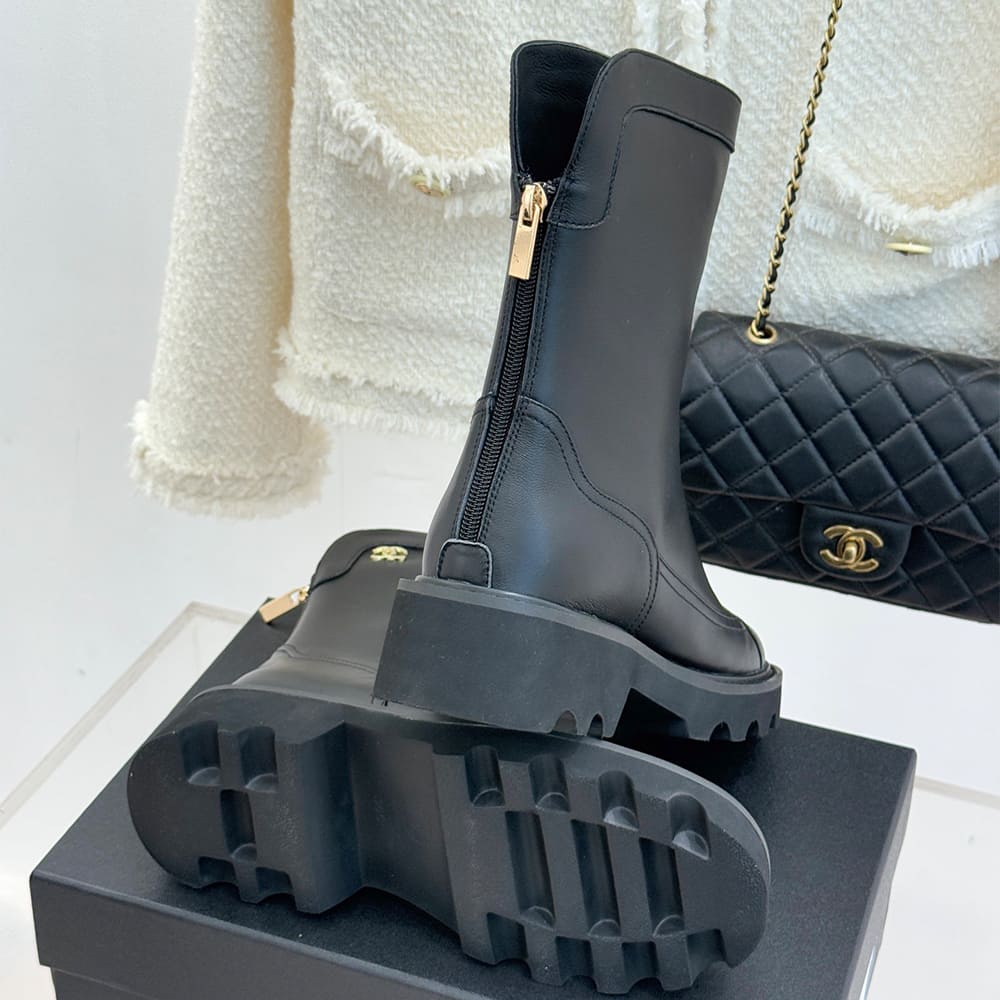 Ch**el Boots